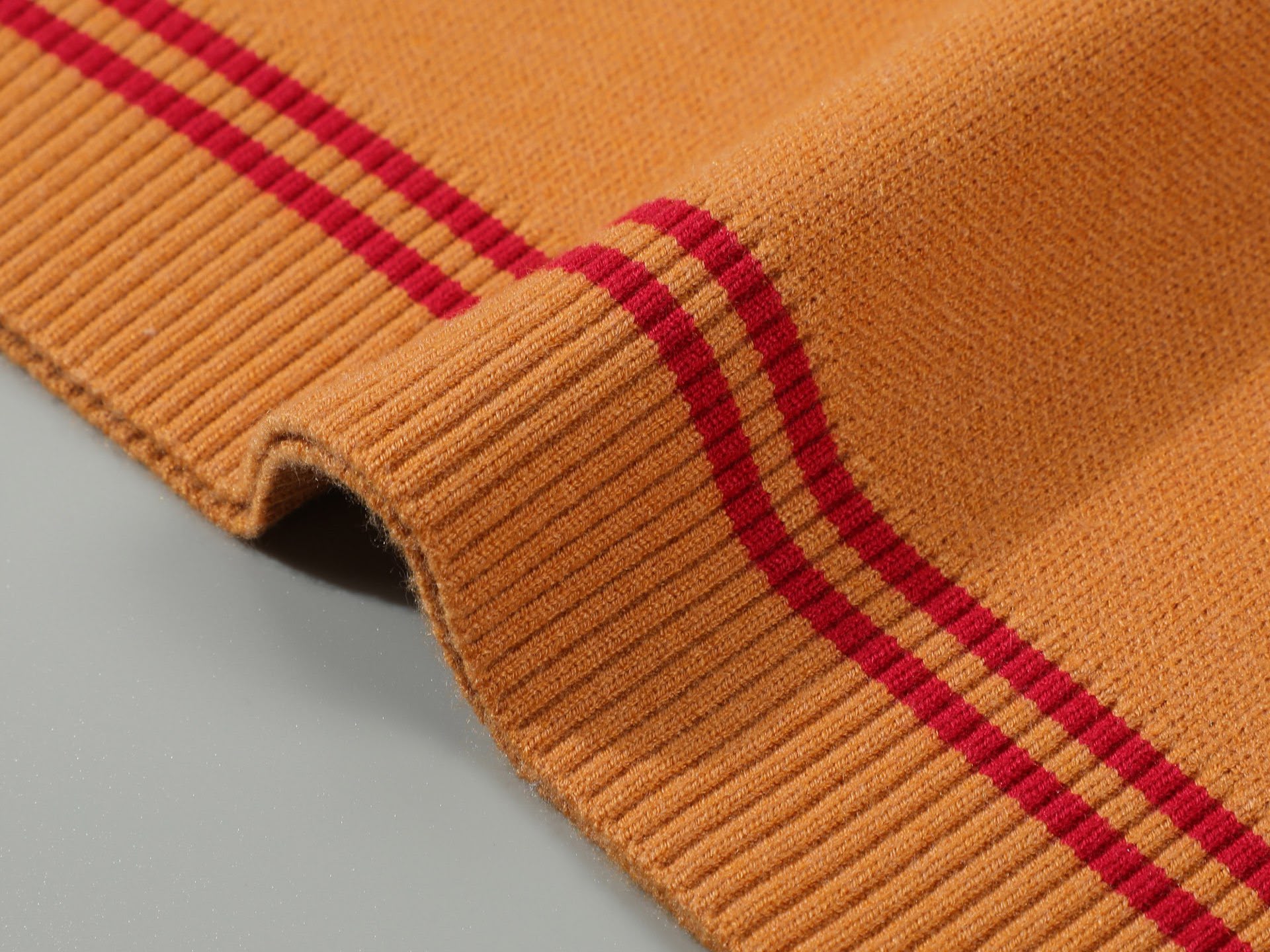 Pull Prada Orange