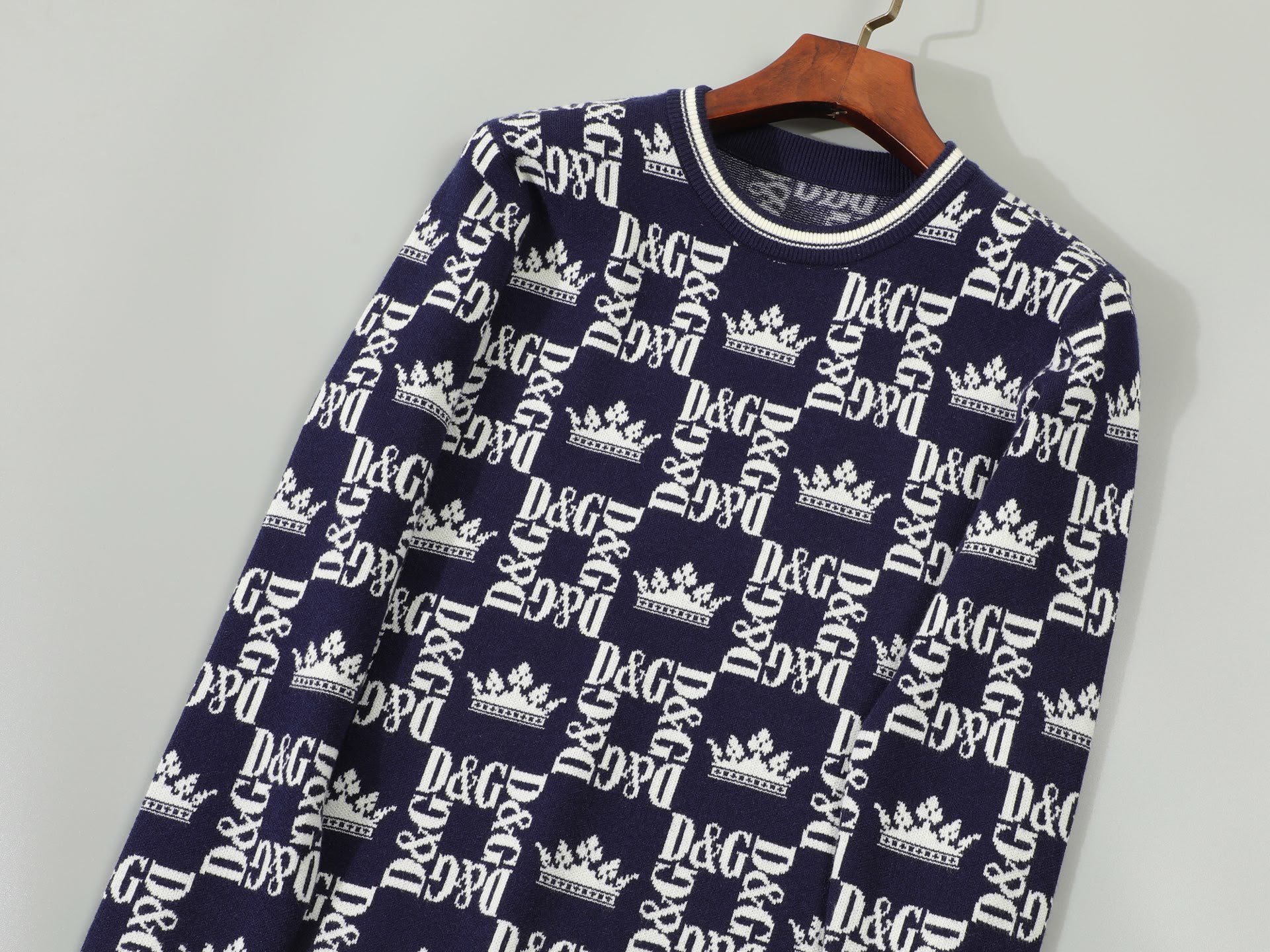 Pull D&G Bleu