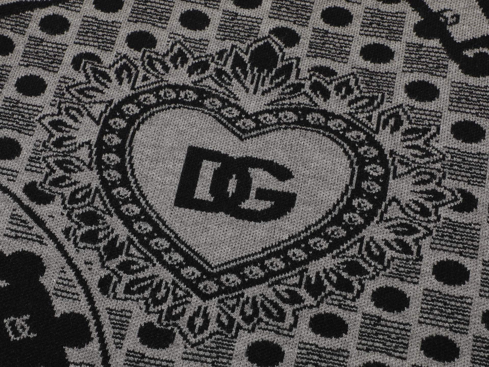 Pull D&G Gris