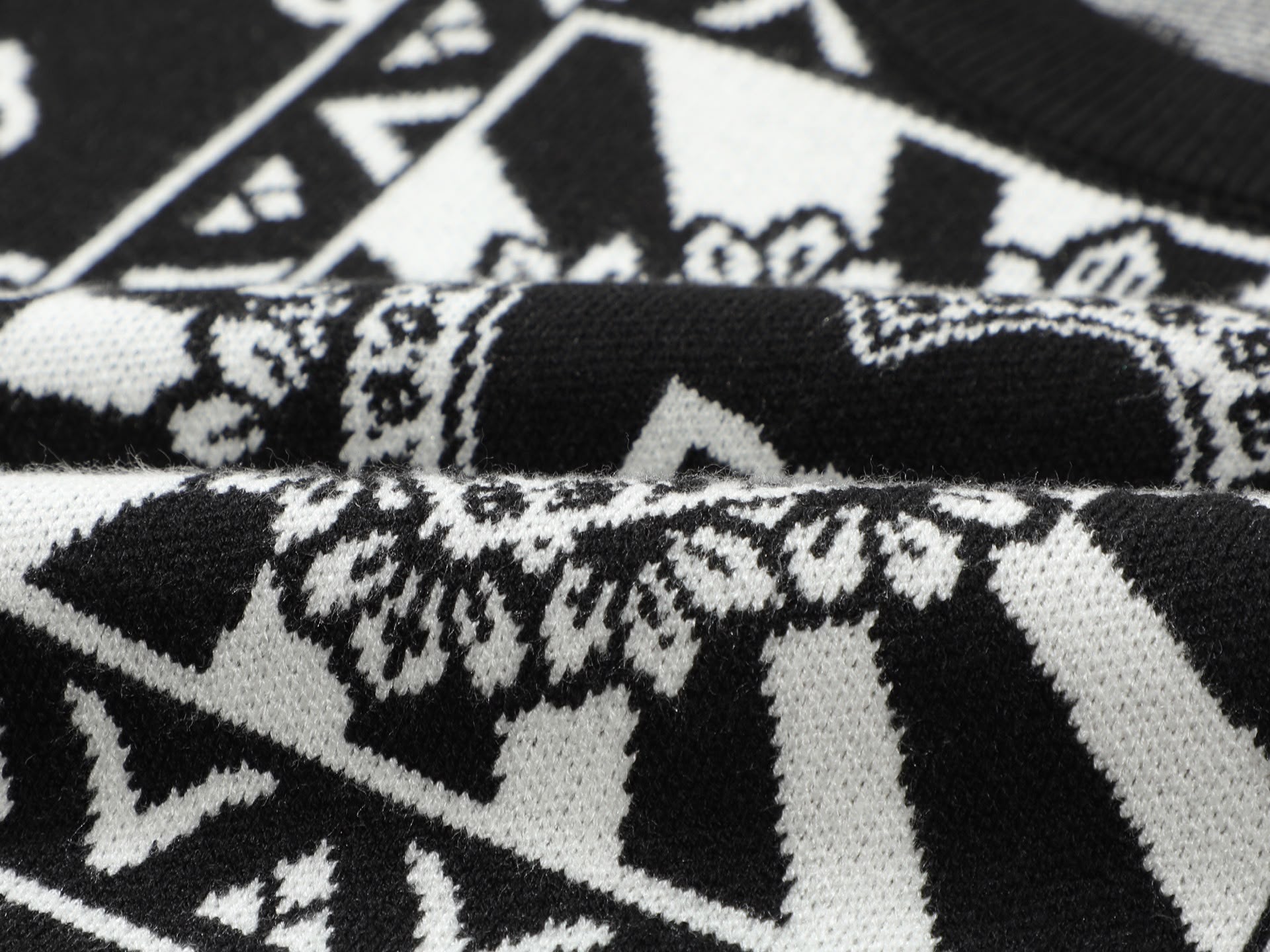 Pull D&G Blanc et Noir