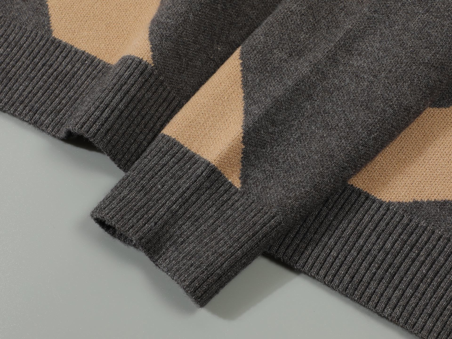 Pull Fendi Marron