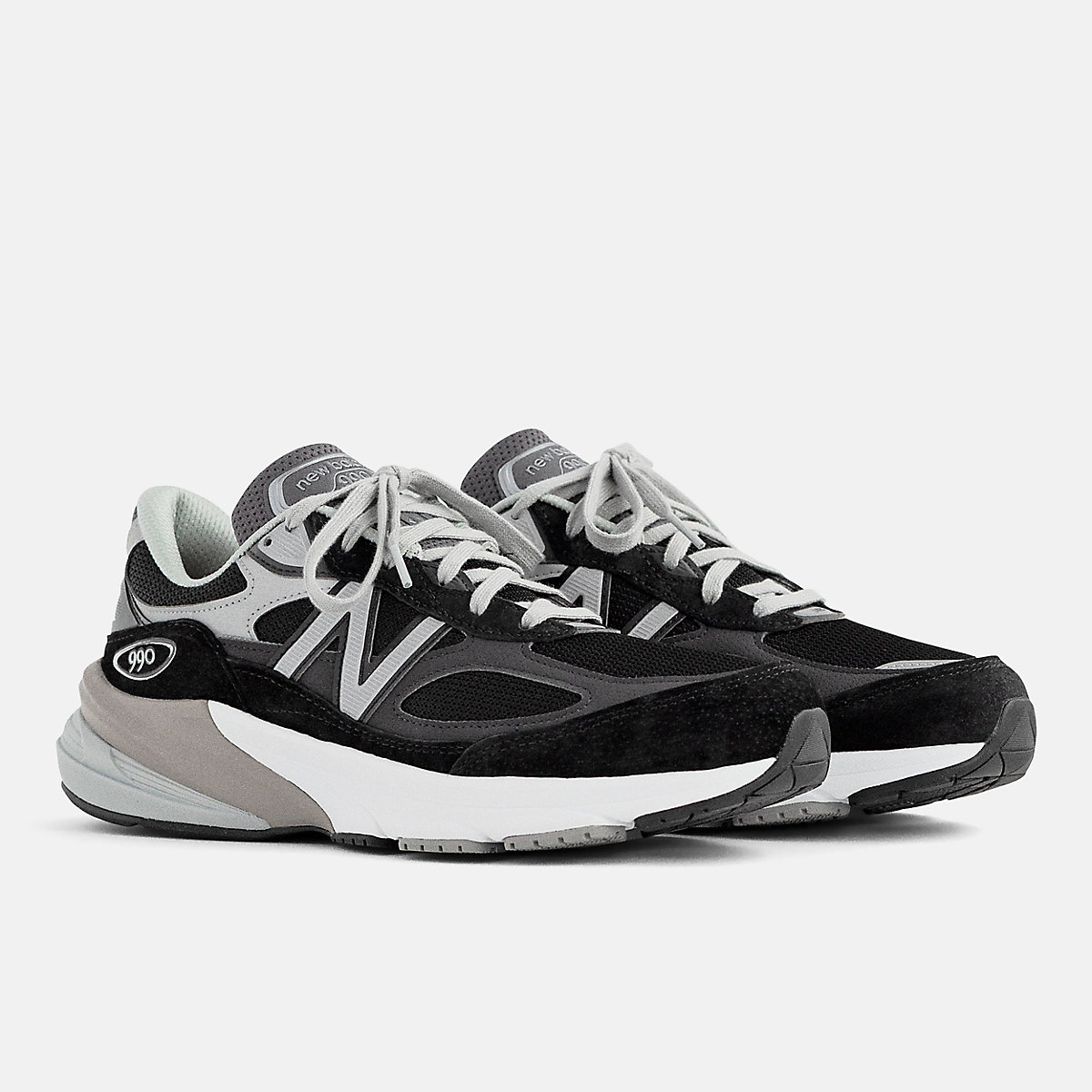 New Balance 990v6